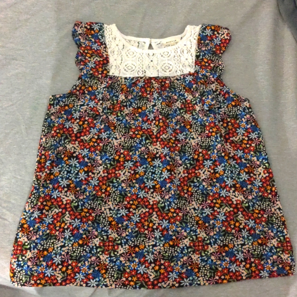 Flower print blouse